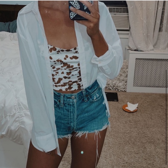 Abercrombie & Fitch Oversized collared shirt. Item 066 - Picture 4 of 4